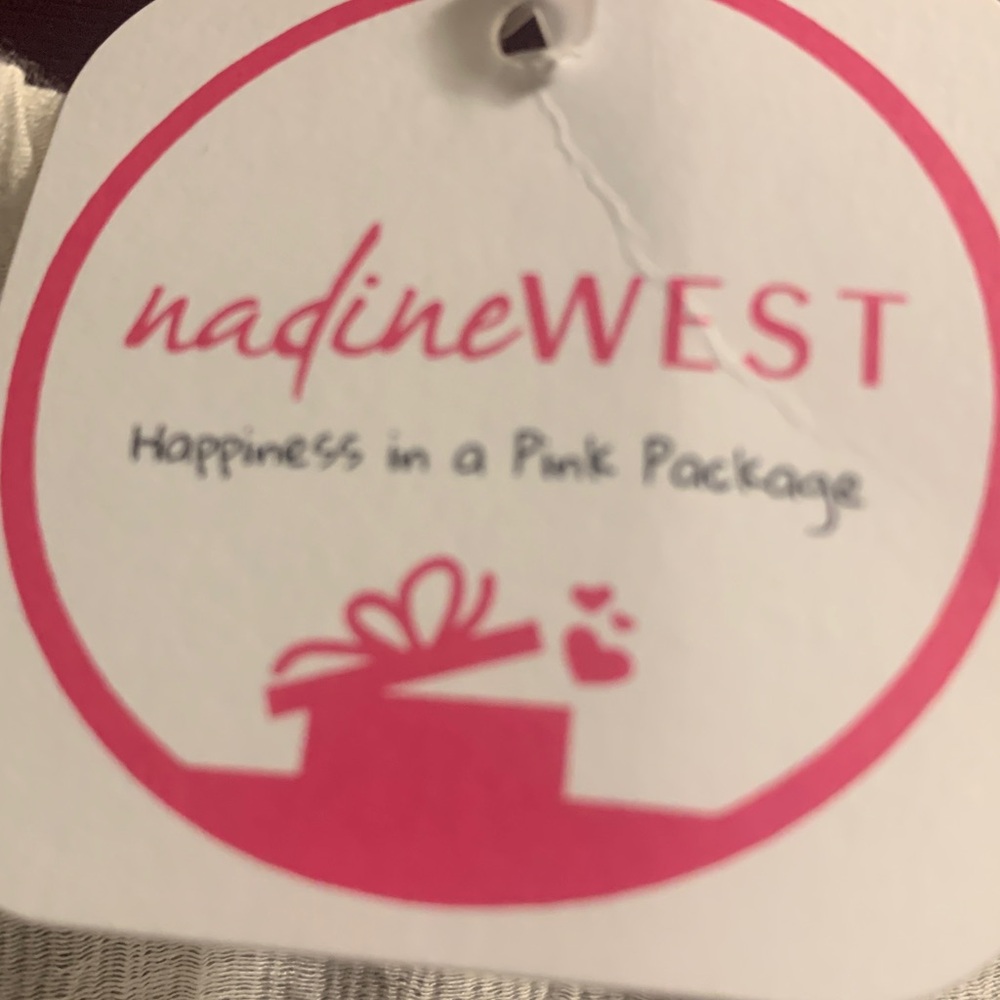 Entro White Off-Shoulder Women's Blouse NWT - Picture 3 of 6